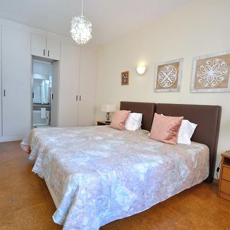 קווארטיירה Walking Distance To The Centre - Snooker Table - Private Pool - 5 Bedrooms מראה חיצוני תמונה