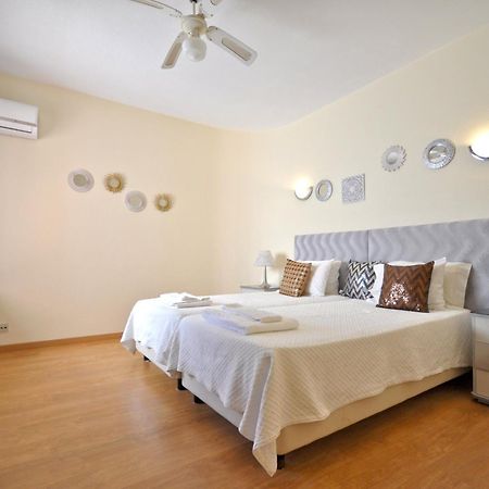 קווארטיירה Walking Distance To The Centre - Snooker Table - Private Pool - 5 Bedrooms מראה חיצוני תמונה