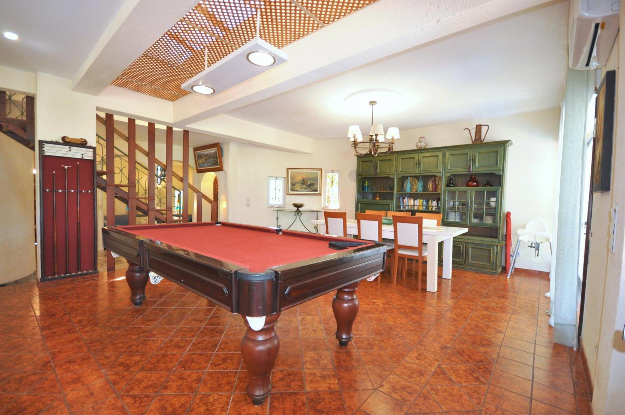 קווארטיירה Walking Distance To The Centre - Snooker Table - Private Pool - 5 Bedrooms מראה חיצוני תמונה